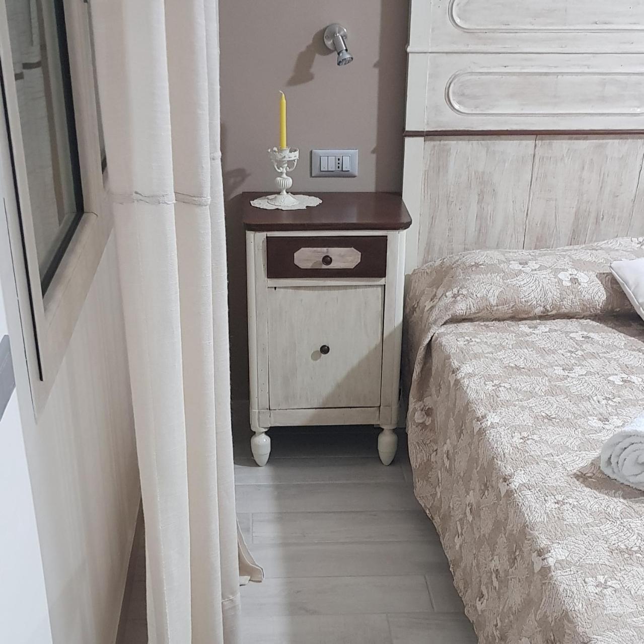 Quarantotto B&B Раффа Экстерьер фото